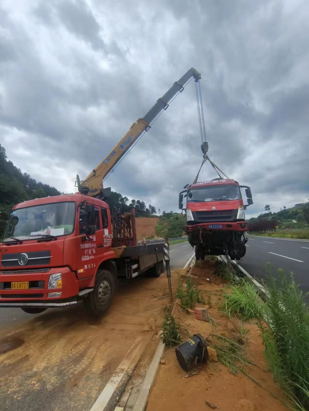 让胡路区吊车出租公司在日常生活中对吊车要怎样检查