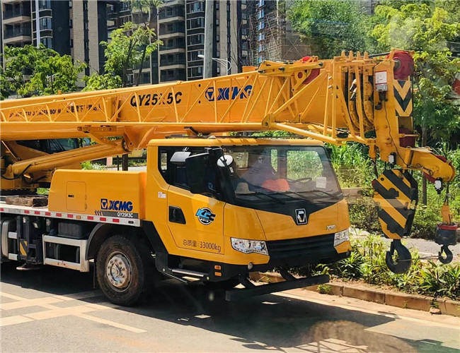 让胡路区大件设备吊装租赁吊车